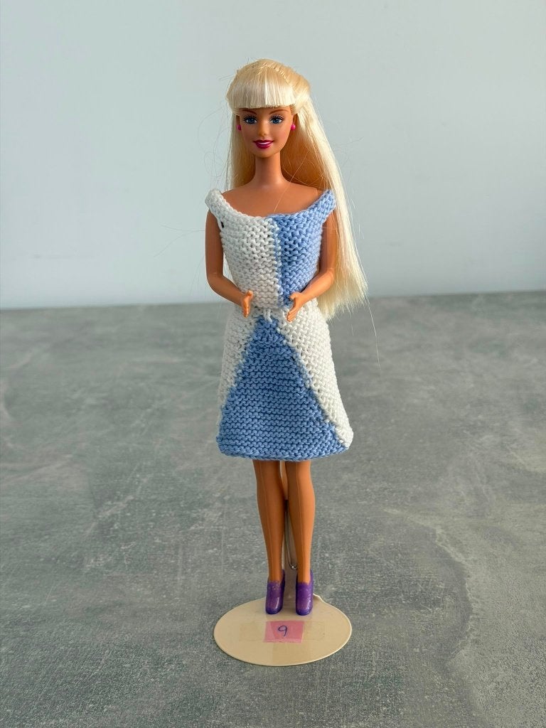 BARBIEPOP nr. 9, Kinderen en Baby's, Ophalen of Verzenden, Zo goed als nieuw, Barbie