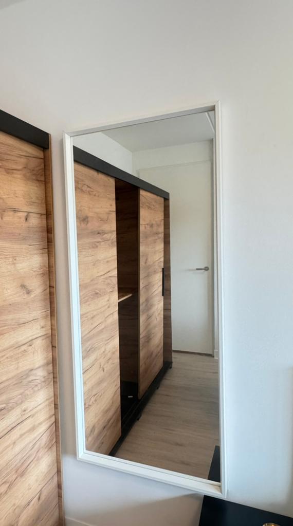 Spiegel wit 65x150 (NISSEDAL / IKEA), Huis en Inrichting, Woonaccessoires | Spiegels, Ophalen, Zo goed als nieuw, 150 tot 200 cm