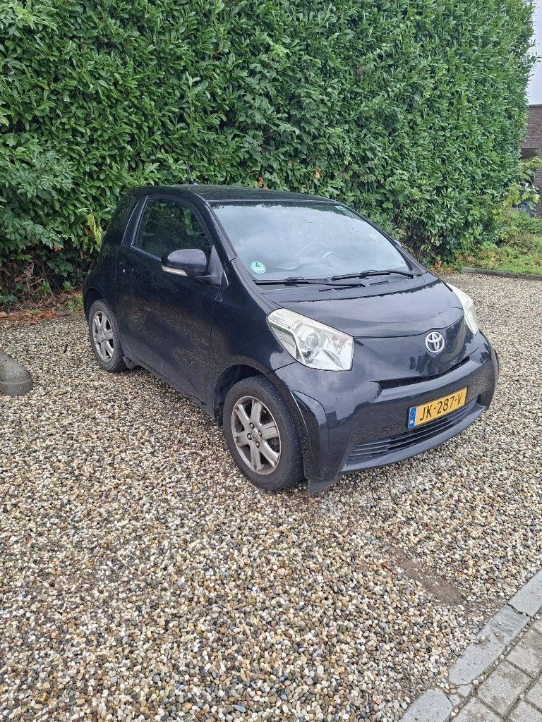 Toyota iQ 1.0 VVT-i Comfort 2009 Zwart, Stof, Handgeschakeld, Grijs, 3 cilinders