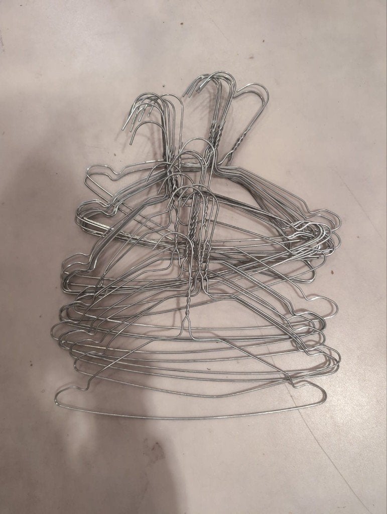 Partij stoom hangers - kleding hangers stomerij max 3000 stk, Ophalen of Verzenden, Zo goed als nieuw, Metaal, Kinderen
