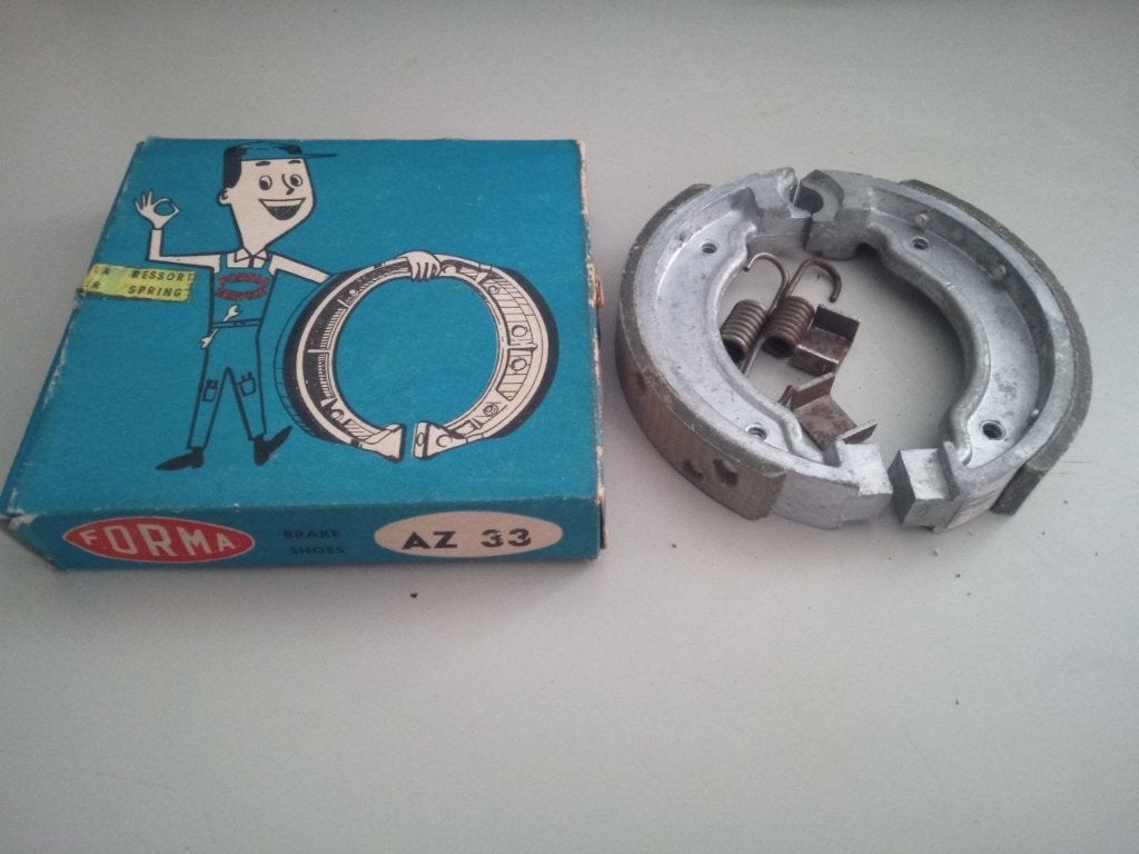 Forma az 33 Remschoenen / remsegmenten voor oa Batavus, HMV, Ophalen of Verzenden, Nieuw, Carburateur, Overige merken