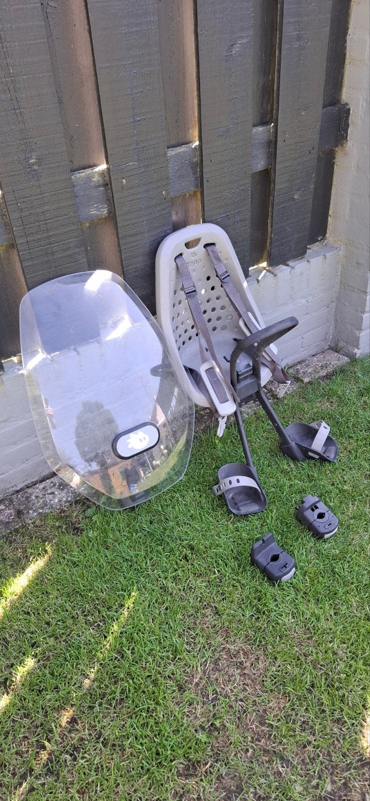 Yepp Mini fietsstoeltje met windscherm en 2 adaptors, Ophalen, Yepp, Voorzitje, 0 t/m 13 kg