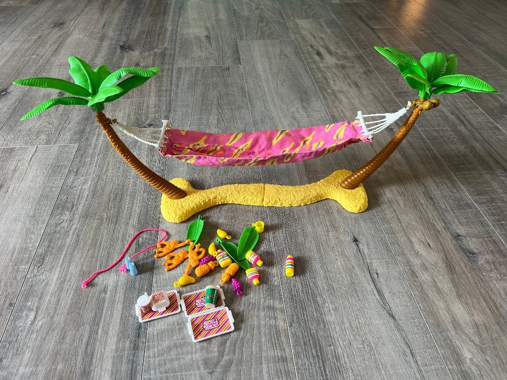 vintage Barbie Hawaiian Fun Hammock Hideaway hangmat 1990, Verzamelen, Ophalen of Verzenden, Zo goed als nieuw, Accessoires