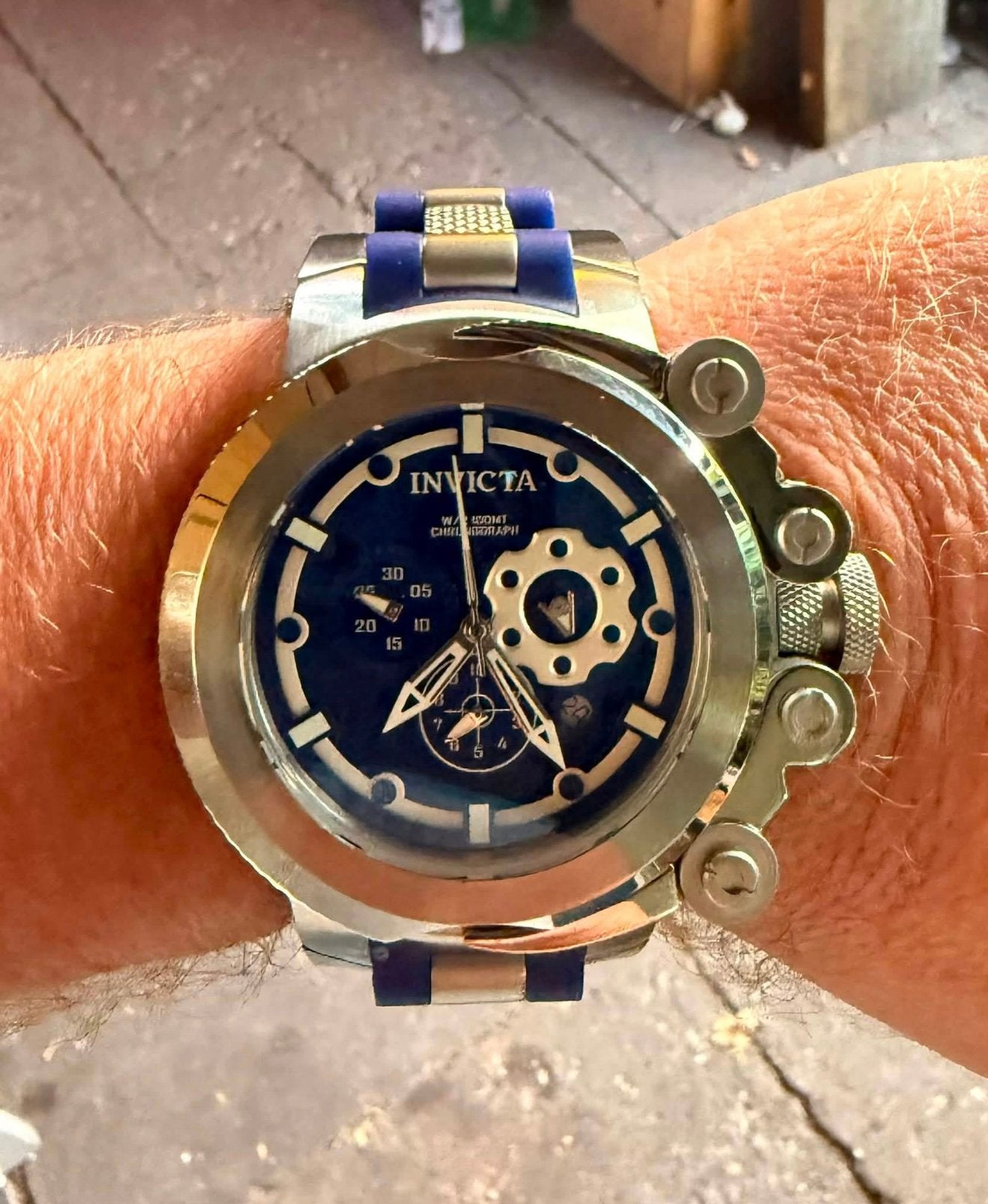 Invicta trigger, Ophalen of Verzenden, Zo goed als nieuw, Staal, Overige merken