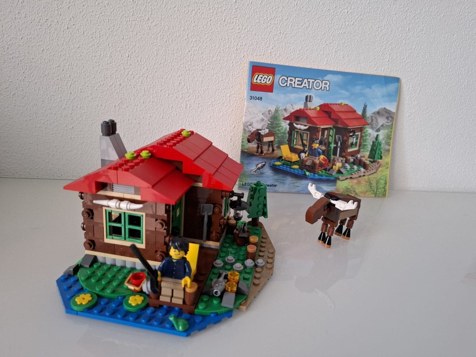 LEGO Creator 31048 Huisje aan het meer 3-in-1 set, Gebruikt, Lego, Ophalen of Verzenden, Inclusief minifiguren
