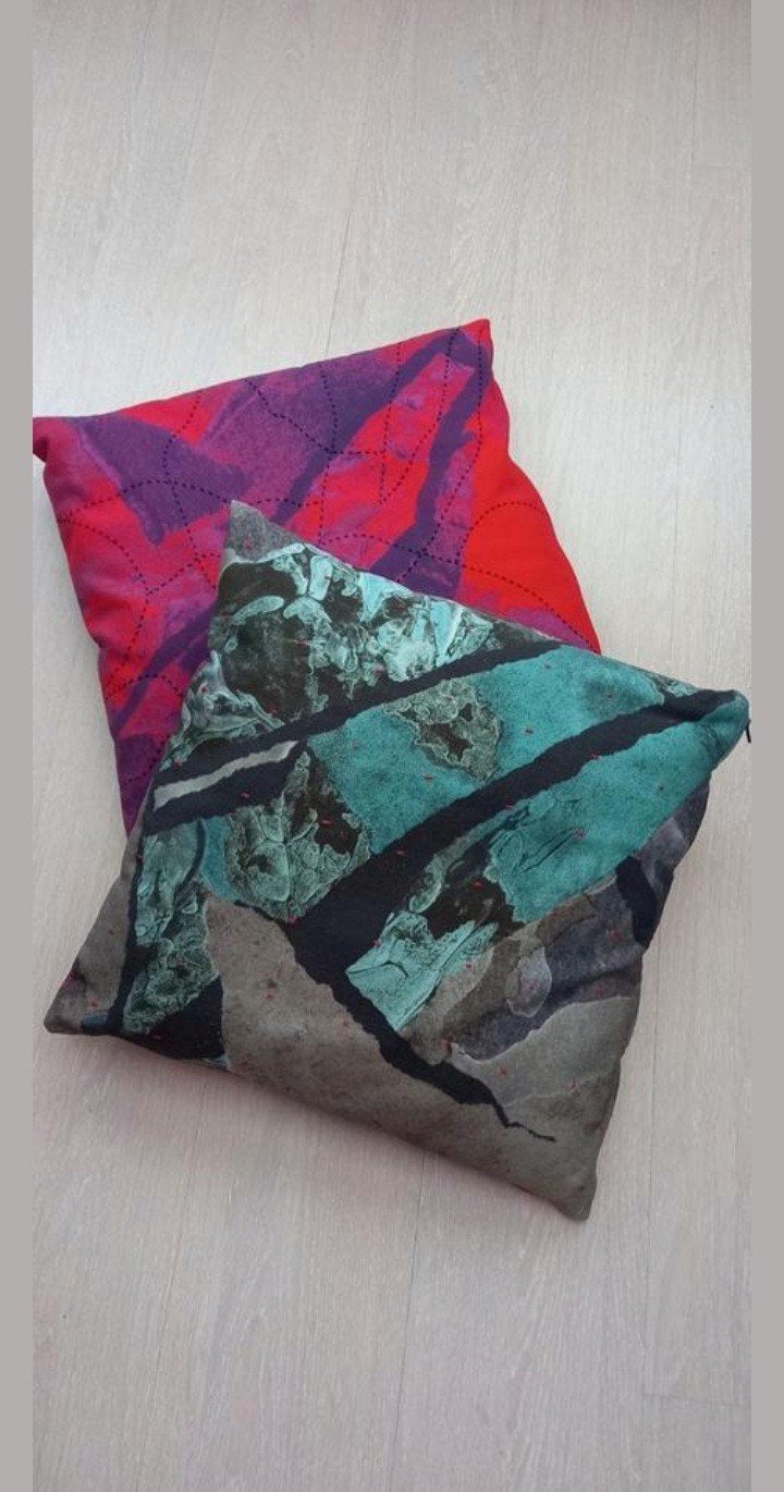 2 Kussens multicolor dubbelzijdig, Ophalen, Meerkleurig, IKEA, Vierkant