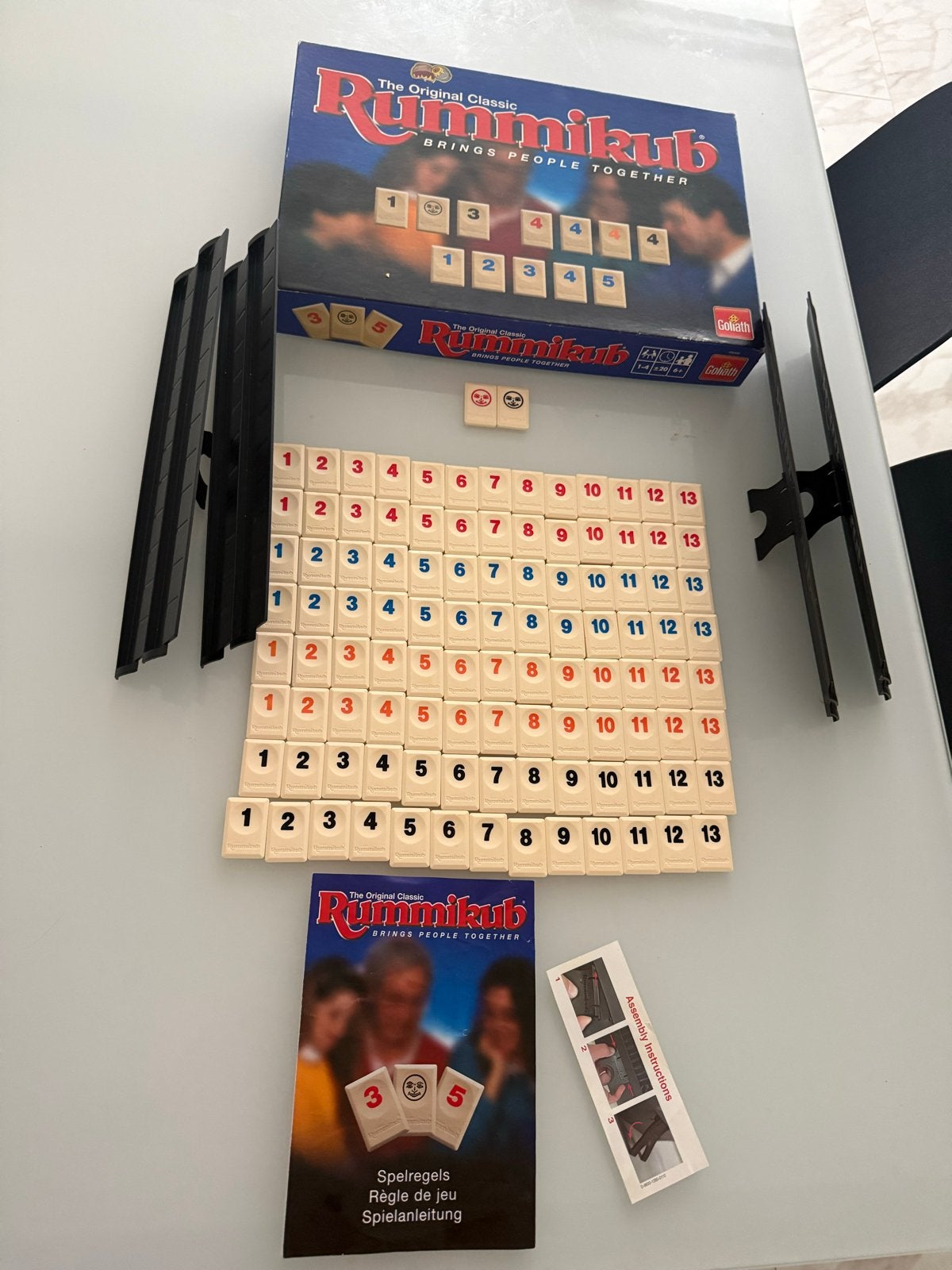 Rummikub - Het Originele Klassieke Spel, Drie of vier spelers, Ophalen of Verzenden, Zo goed als nieuw
