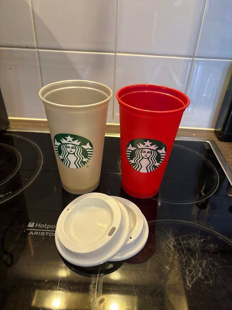 Starbucks herbruikbare bekers - rood en silver, Overige materialen, Ophalen of Verzenden, Zo goed als nieuw, Overige stijlen