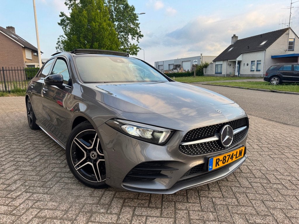 Mercedes-Benz A-klasse 180 Business AMG Panodak, Camera, Sfe, Auto's, 136 pk, Gebruikt, Euro 6, 4 cilinders