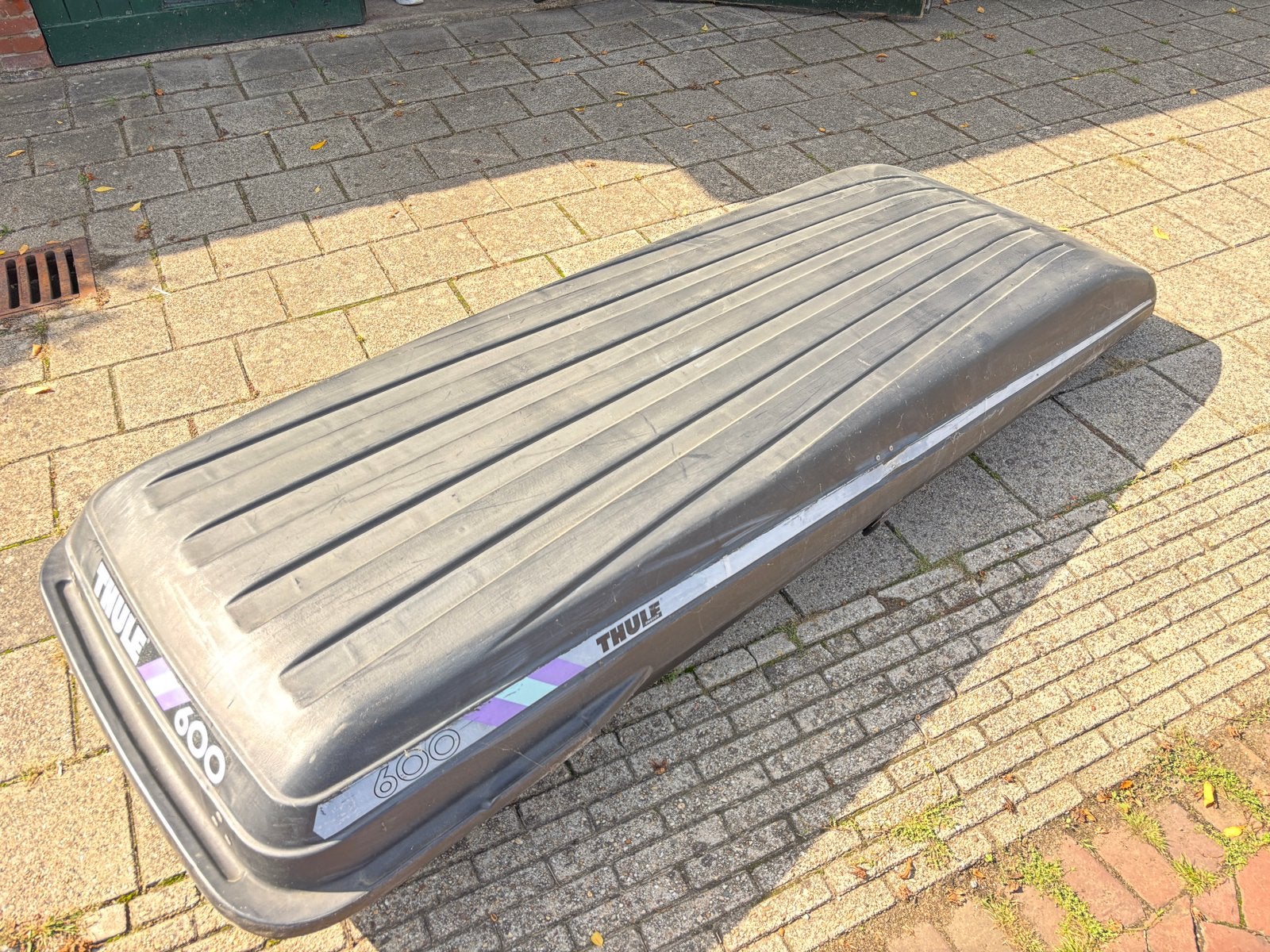 Thule 600 dakkoffer / skibox - incl. T-track bevestiging, Ophalen, Gebruikt