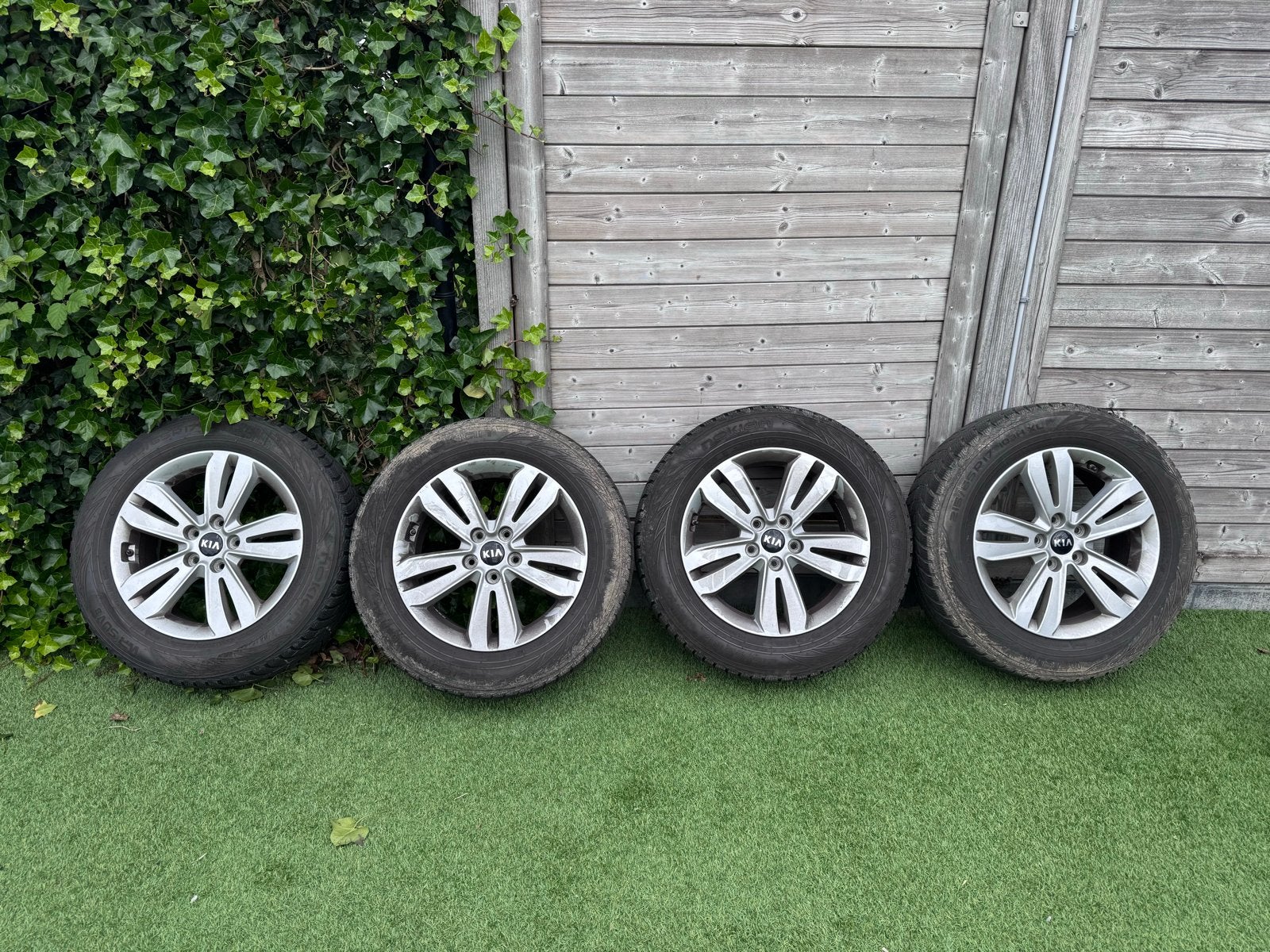 4 Kia winterbanden met velg, Auto-onderdelen, Ophalen, 16 inch, Banden en Velgen, Winterbanden