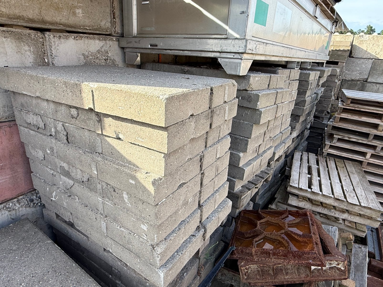 zware prefab betonplaten 120x80x12 cm (140 stuks), Tuin en Terras, Tegels en Klinkers, Ophalen, Overige typen, Zo goed als nieuw