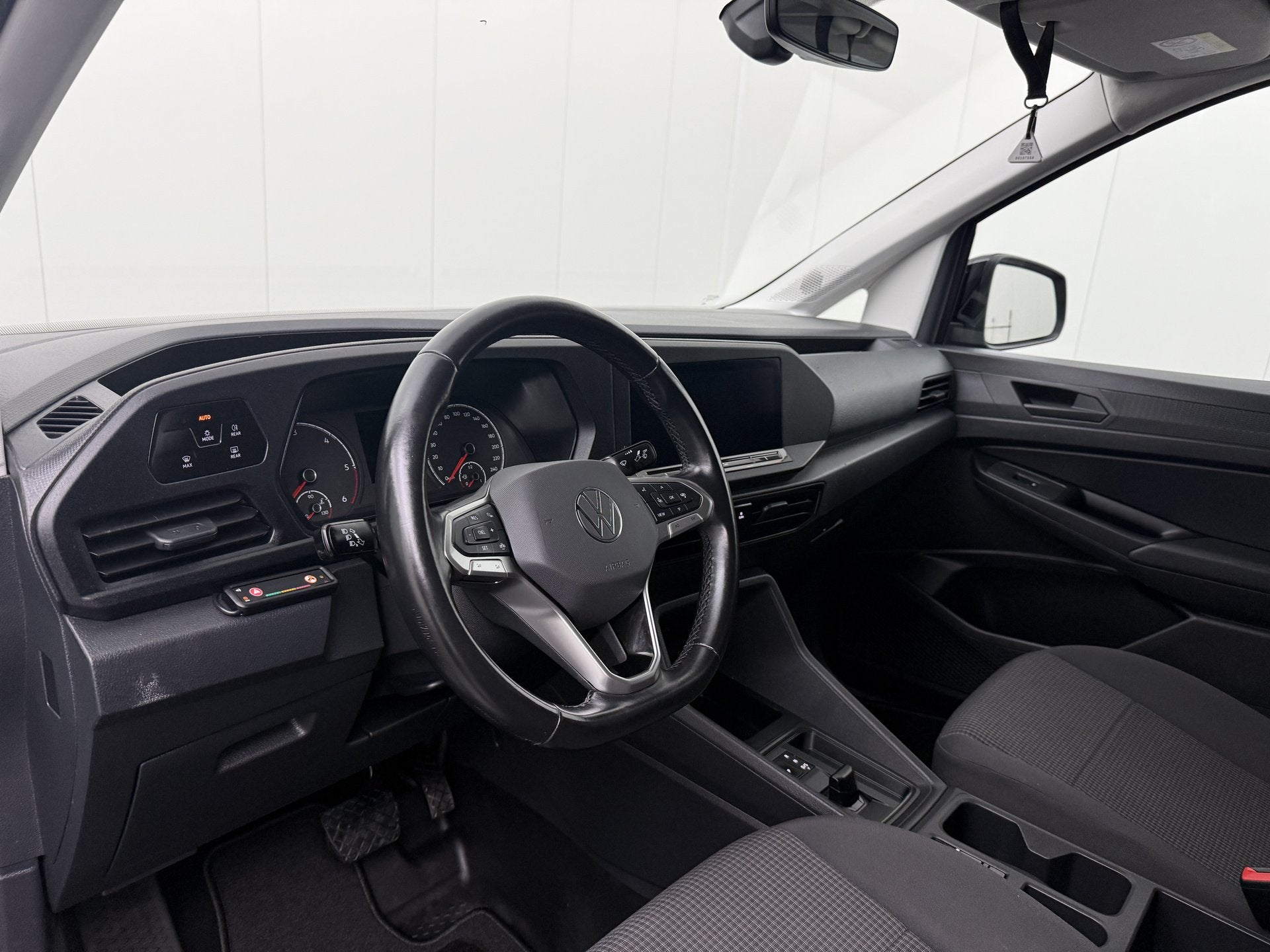 Volkswagen Caddy 2.0TDI 122PK Automaat Edition | Navigatie |, Dealer onderhouden, Stof, Gebruikt, 4 cilinders