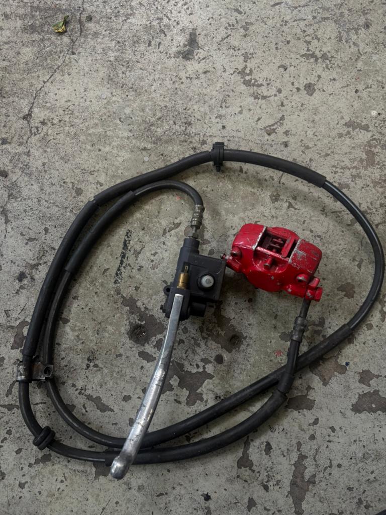 Runner 125 - 180 DD achterremsysteem, Fietsen en Brommers, Brommeronderdelen | Scooters, Ophalen of Verzenden, Zo goed als nieuw