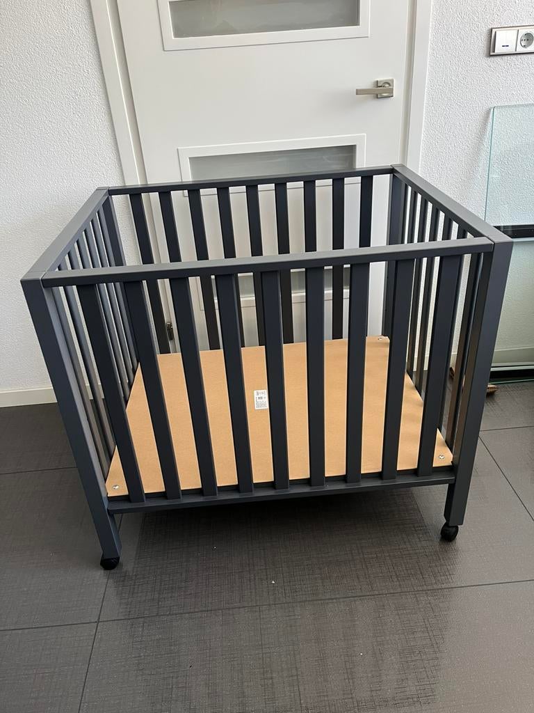 Mooie box, kleur antraciet, Ophalen, Zo goed als nieuw