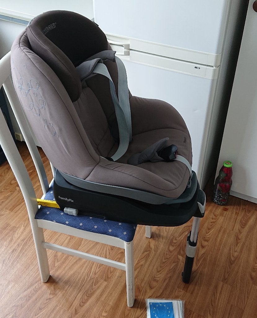 Maxi Cosi FamilyFix, Cabriofix, Pearl, Ophalen, Verstelbare rugleuning, Gebruikt, 0 t/m 18 kg