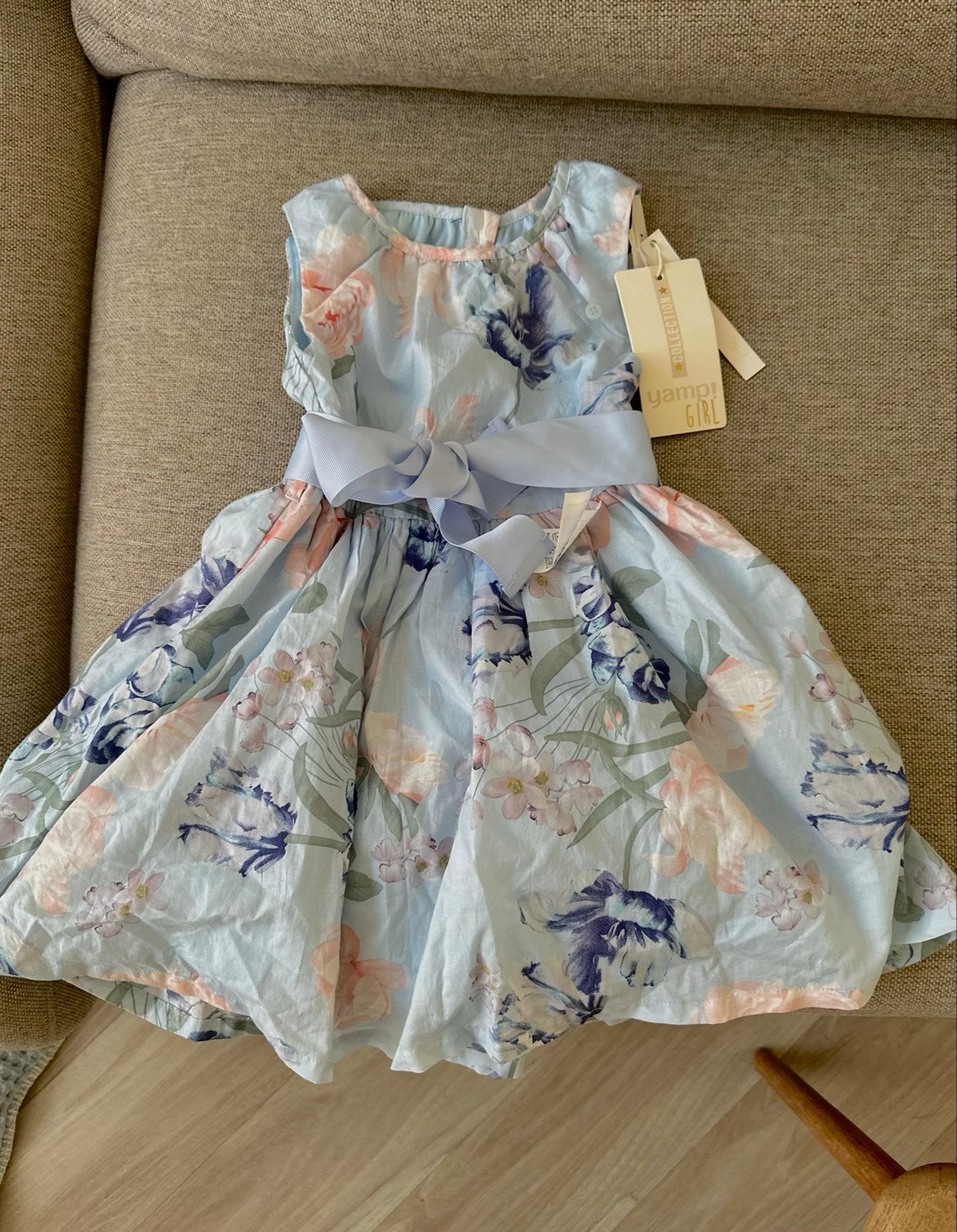 Nieuwe Yamp! Girl bloemenjurk met strik - Maat 2 jaar, Kinderen en Baby's, Kinderkleding | Maat 92, Ophalen of Verzenden, Nieuw