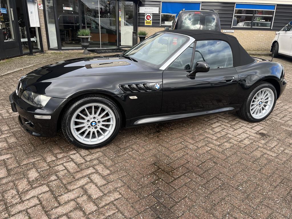 BMW Z3 Roadster 2.2i Sport Line 6 cilinder handgeschakeld, U, 2171 cc, Achterwielaandrijving, Gebruikt, Zwart