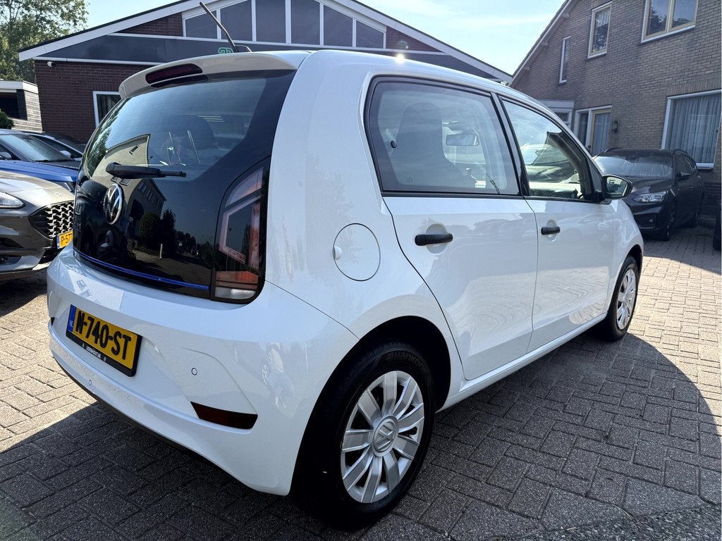 Volkswagen e-Up! e-up! SOH 93.1%, Camera, Cruise Controll, Auto's, Volkswagen, 83 pk, Stof, 260 km, Automatische klimaatregeling