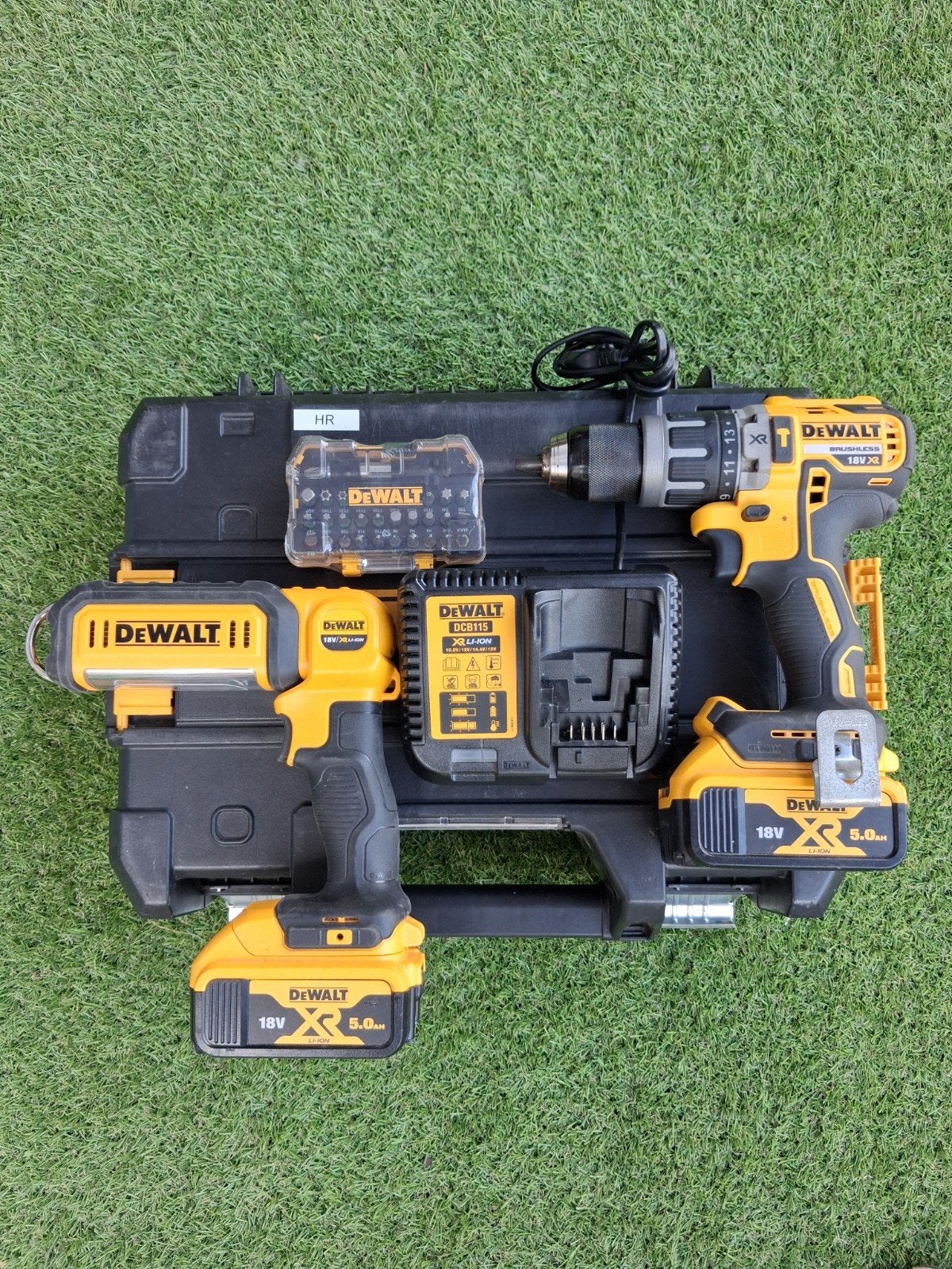 DeWalt Boormachine Set met Accessoires, Ophalen, Variabele snelheid, Boor- en Schroefmachine, Gebruikt