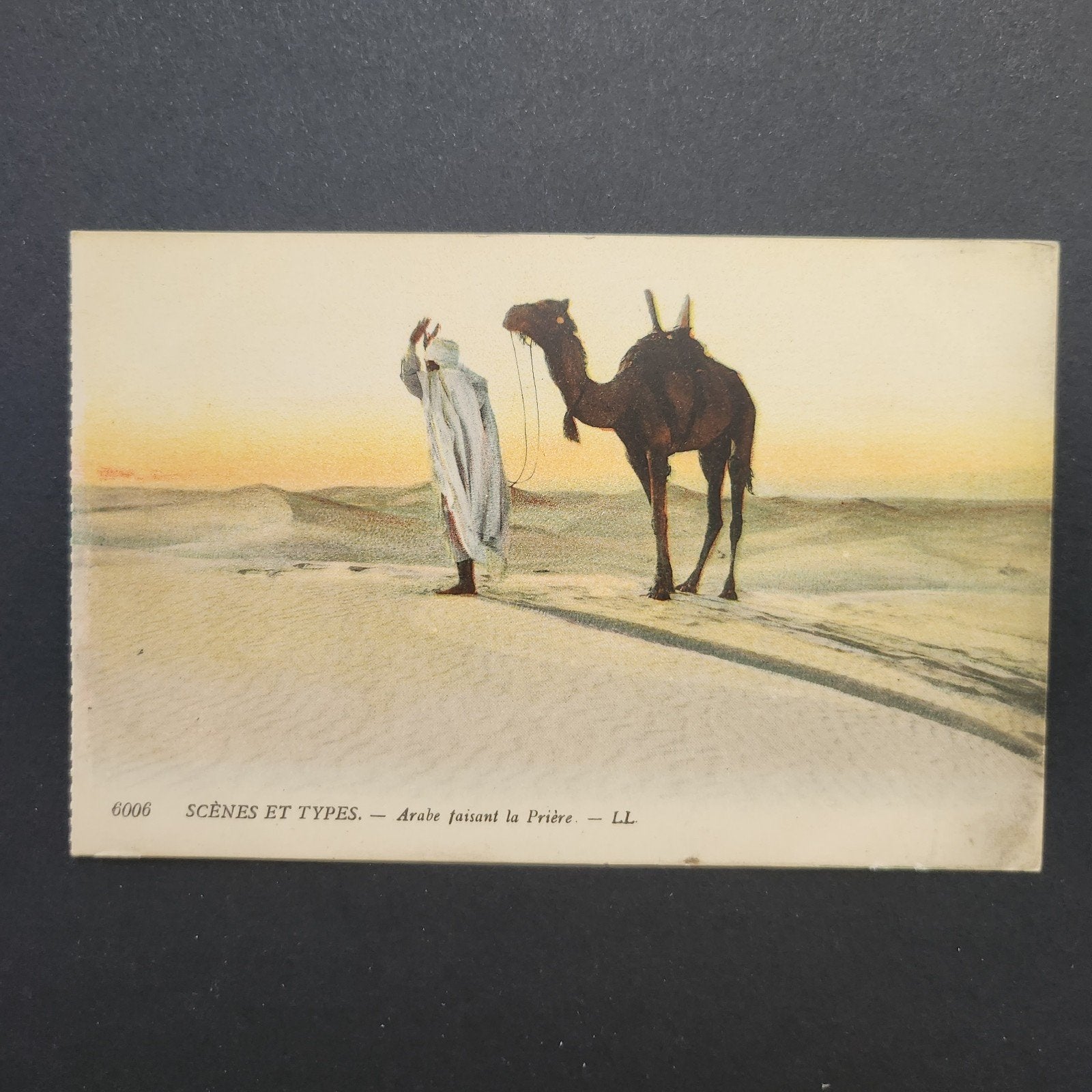 Oude Ansichtkaart: Arabier in de Woestijn met Kameel, Verzenden