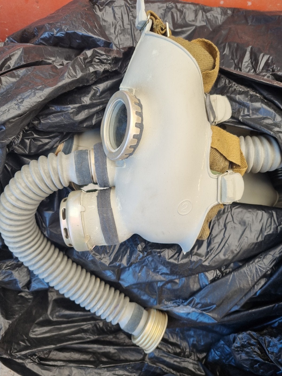 Gasmaskers met busjes compleet, Verzenden, Landmacht, Nederland