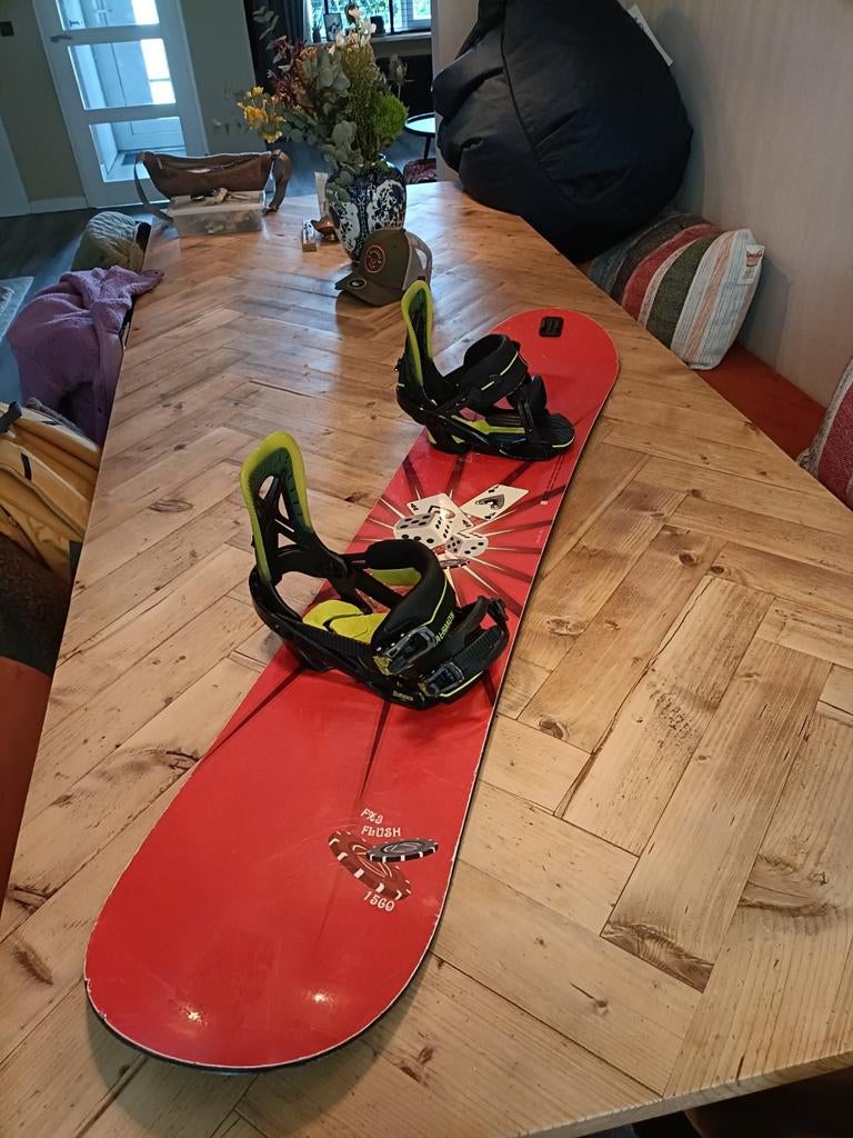 Flow FX3 Flush snowboard freestyle/all-mountain 153 cm, Ophalen, Gebruikt, Bindingen