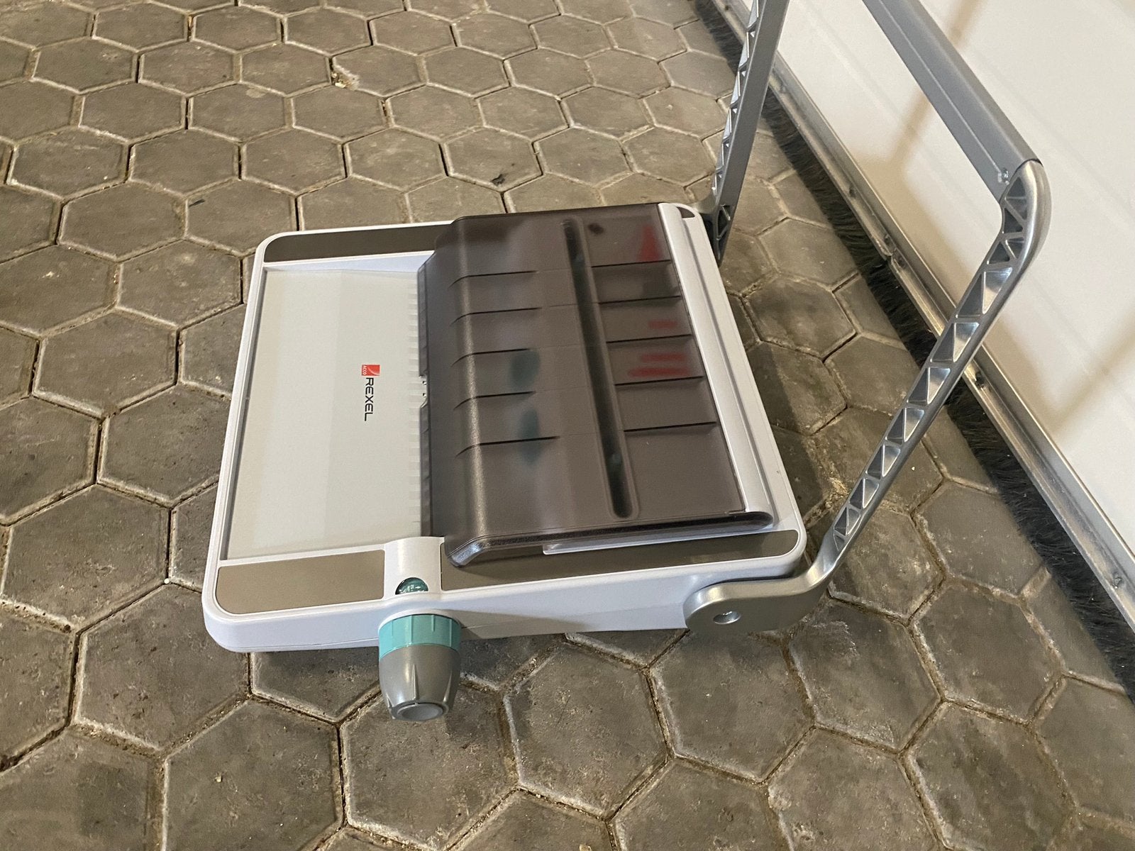 Rexel CB 366 ponsmachine, Ophalen of Verzenden, Zo goed als nieuw
