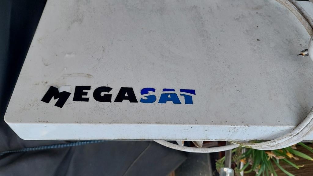 Megasat satelliet met ontvanger, Ophalen of Verzenden