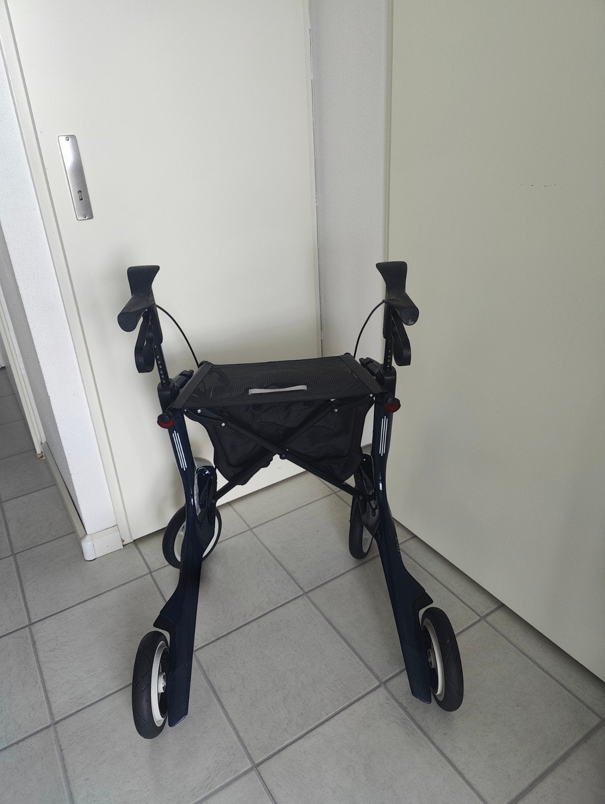 Topro Pegasus rollator lichtgewicht, Diversen, Rolstoelen, Duwrolstoel, Ophalen of Verzenden