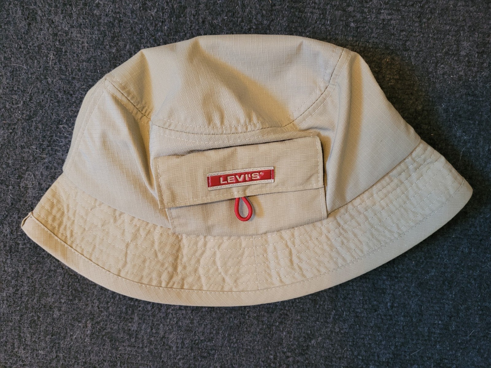 Vintage Levi's Bucket Hat - Beige met zakje, Ophalen, Hoed, One size fits all, Zo goed als nieuw