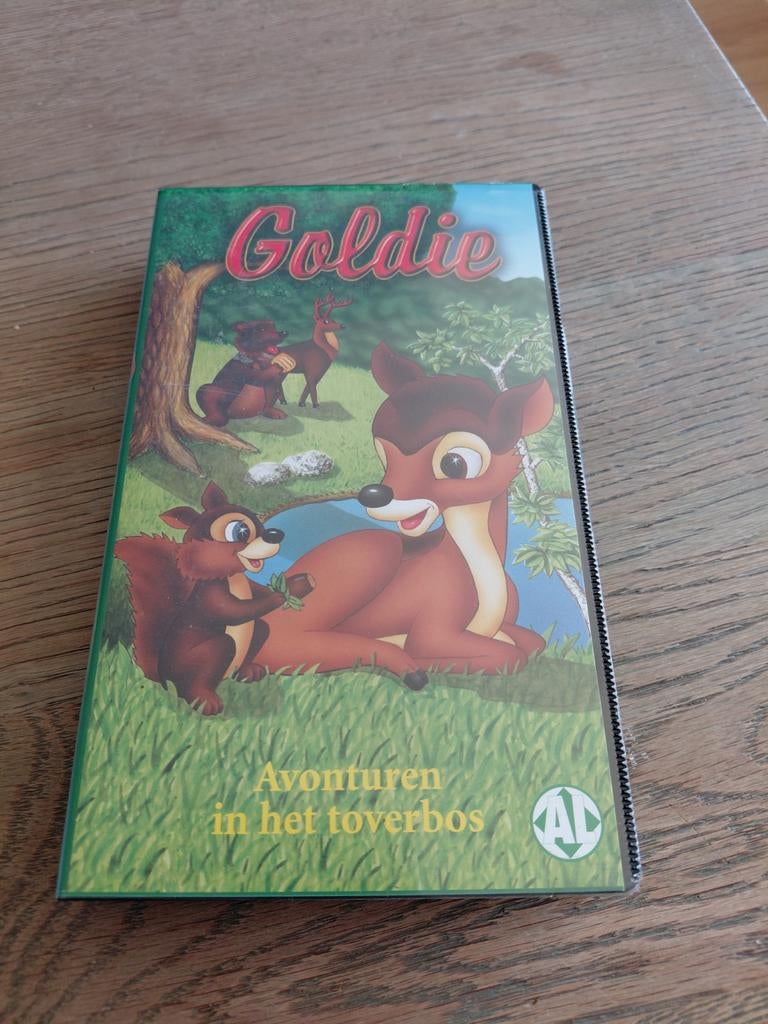 Goldie avonturen in het toverbos videoband. Bambi., Alle leeftijden, Ophalen of Verzenden, Gebruikt, Tekenfilms en Animatie