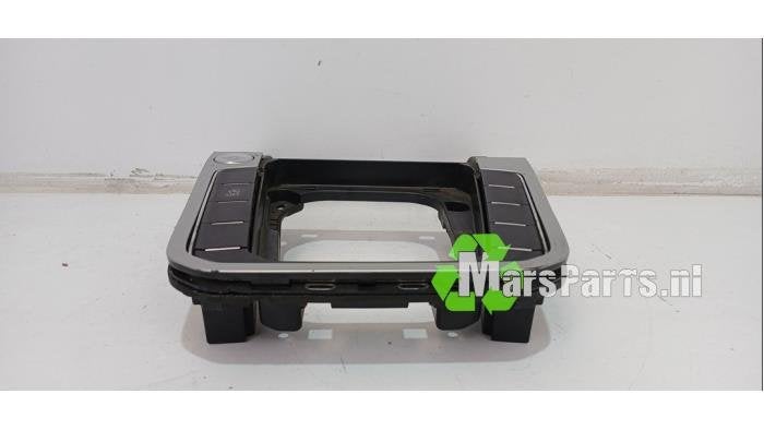 Middenconsoles van een Volkswagen Passat, Gebruikt, -, Volkswagen, -