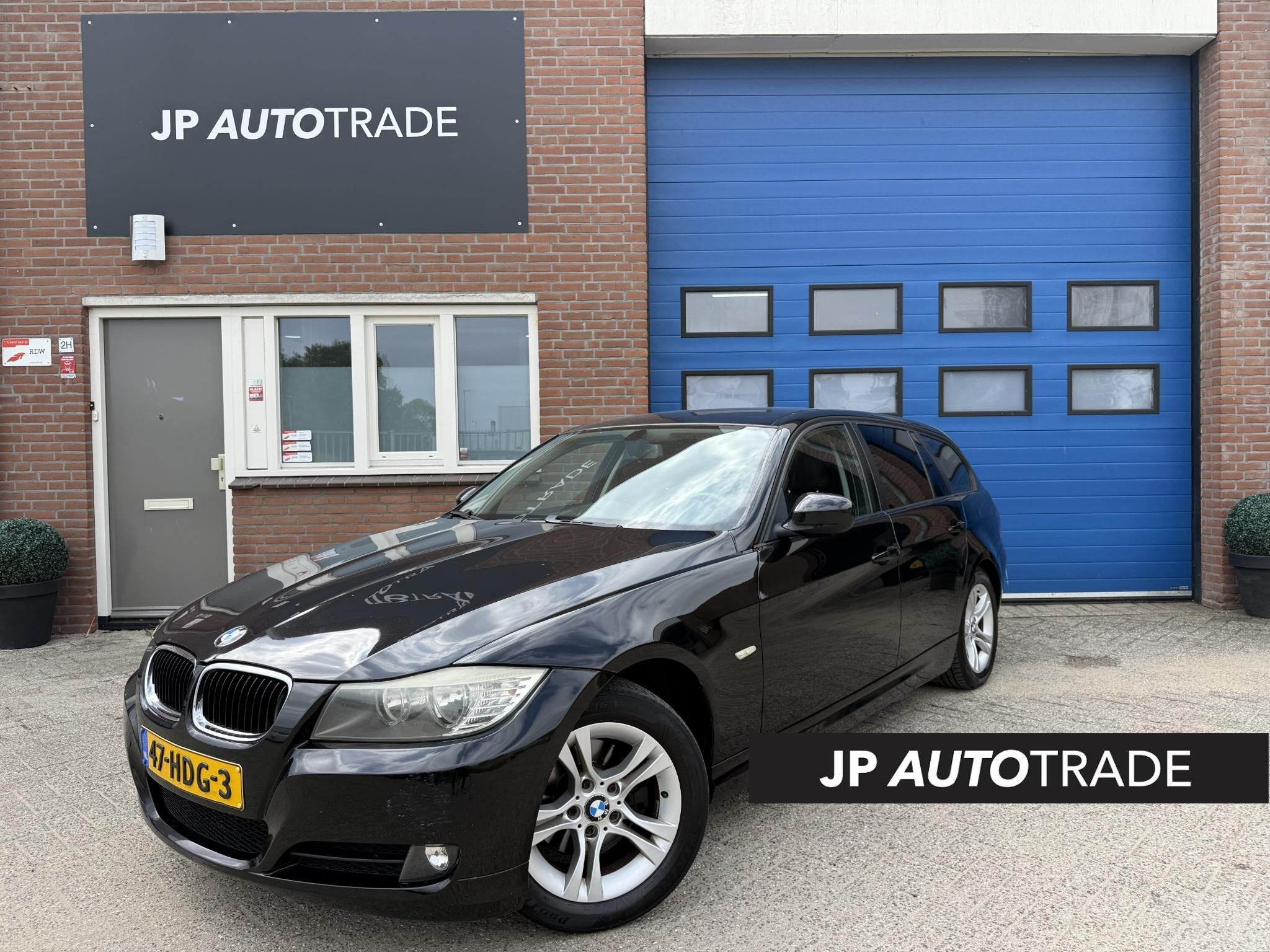 BMW 3-serie Touring 318i Business Line | Ketting v.v | Trekh, Auto's, Euro 5, Zwart, Origineel Nederlands, Handgeschakeld