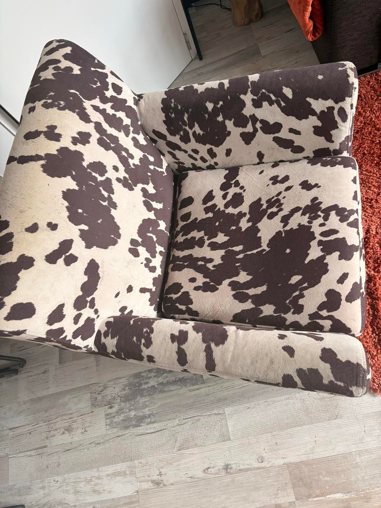 Comfortabele fauteuil met koeienprint, Gebruikt, Overige kleuren, Ophalen of Verzenden, Eén