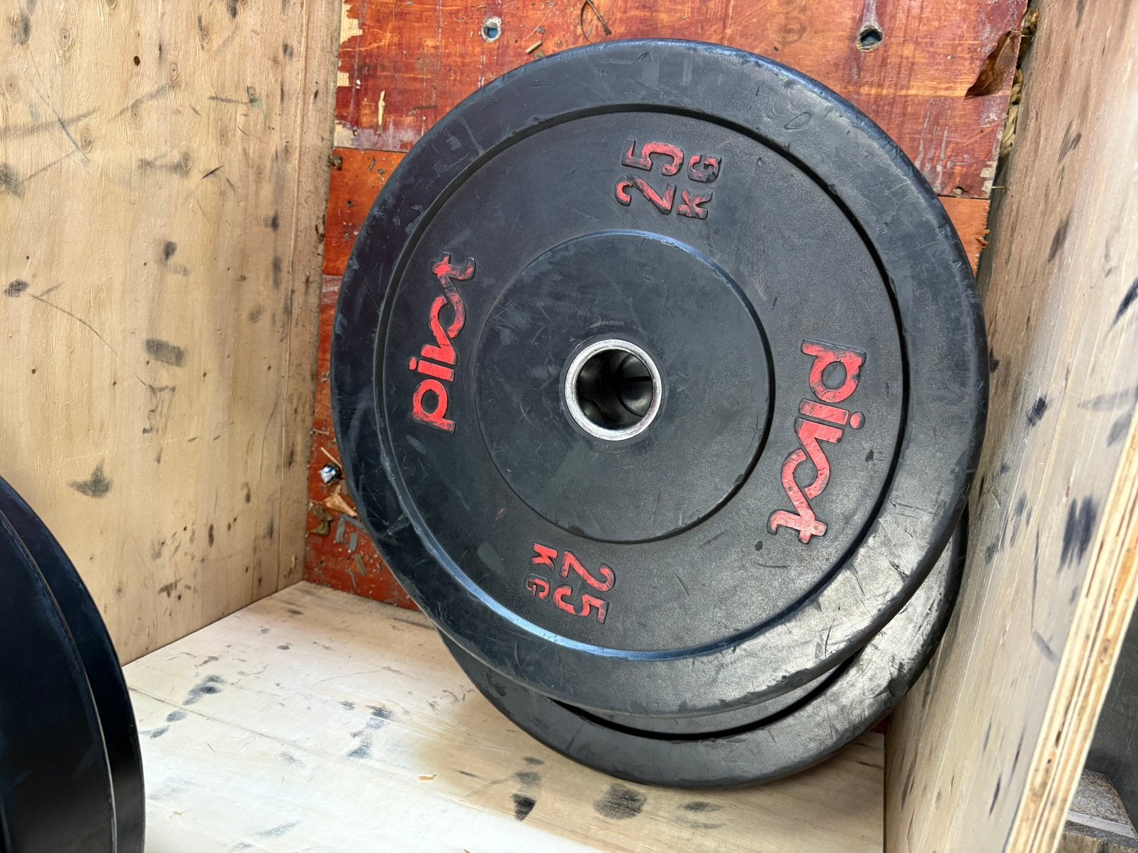 2 x 25 kg pivot bumperplates Olympische halter schijven, Ophalen, Halterschijven, Gebruikt, 2 x 25 kg