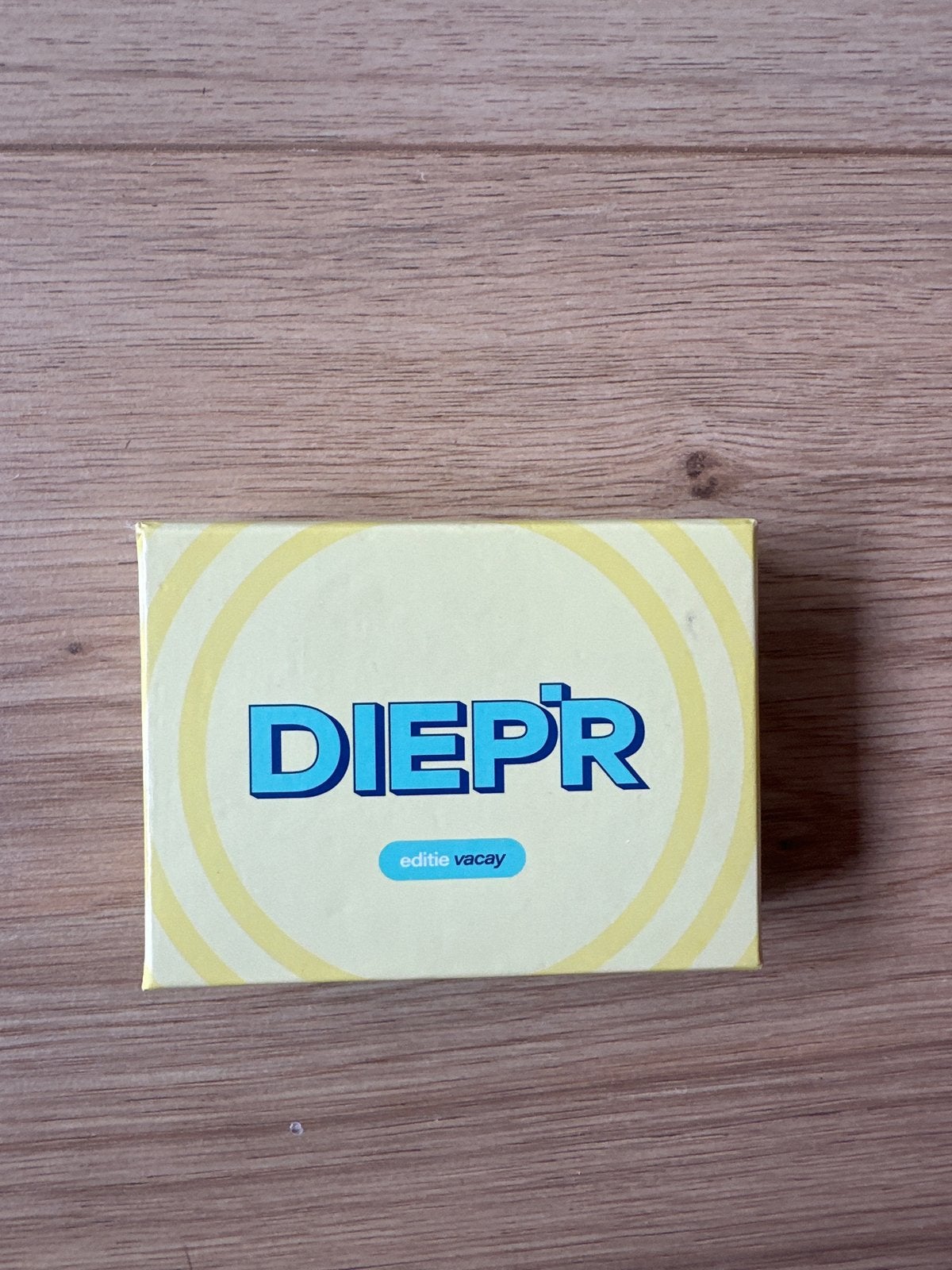 DIEP'R editie vacay - Het spel voor diepe gesprekken, Drie of vier spelers, Ophalen, Zo goed als nieuw
