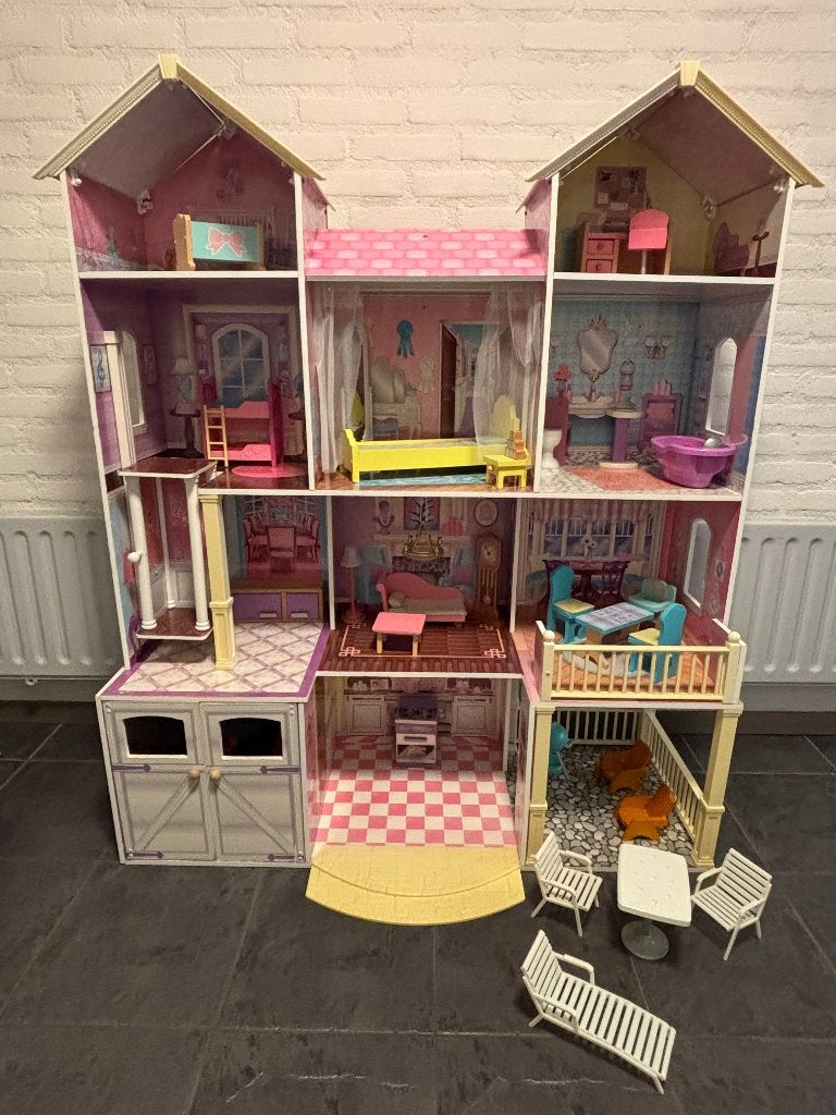Groot poppenhuis, Ophalen, Gebruikt, Poppenhuis