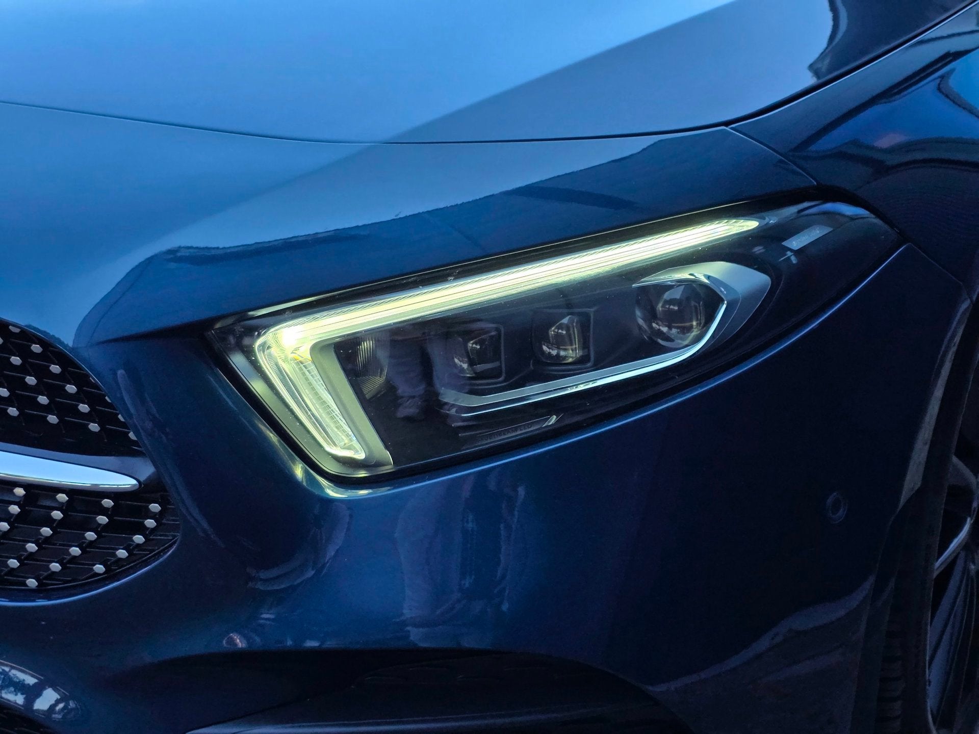 Mercedes-Benz A-klasse NAP ! / PANO / SFEER / BURMESTER / KE, Auto's, Mercedes-Benz, 136 pk, Gebruikt, 4 cilinders, Met garantie (alle)