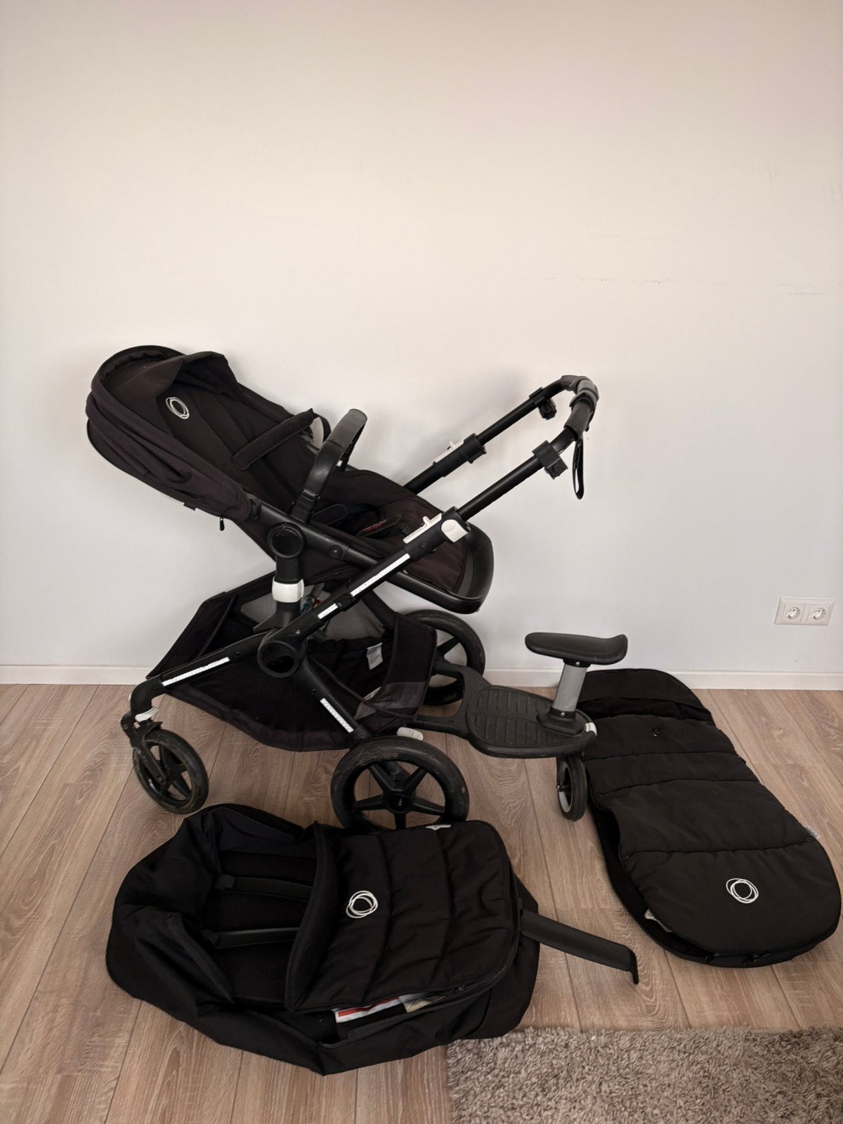 Bugaboo Fox 2 inclusief voetenzak/meerijdplankje en adapters, Gebruikt, Bugaboo, Verstelbare duwstang, Ophalen