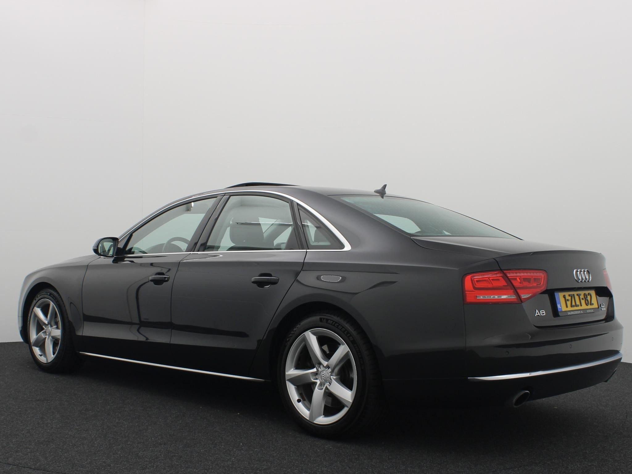 Audi A8 4.2 FSI quattro Pro Line+ SCHUIFDAK / KEYLESS / SOFT, Automaat, Euro 5, Gebruikt, 371 pk