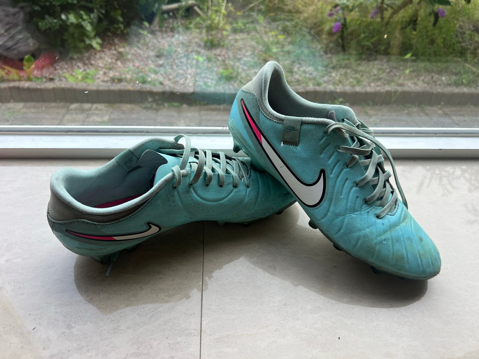 Nike voetbalschoenen - Maat 42 -, Ophalen of Verzenden, Zo goed als nieuw, Schoenen