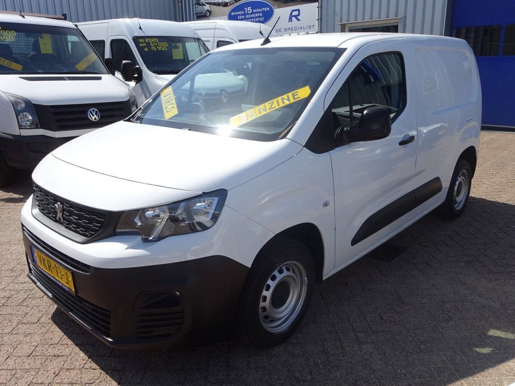Peugeot Partner 1.2 PureTech Pro BENZINE BPM VRIJ AIRCO NAVI, Auto's, Voorwielaandrijving, Stof, Gebruikt, 1199 cc