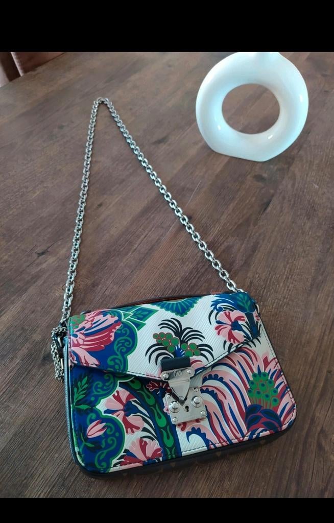 Louise Vuitton Limited Edition Mini Metis LV, Ophalen of Verzenden, Zo goed als nieuw, Bruin, Handtas