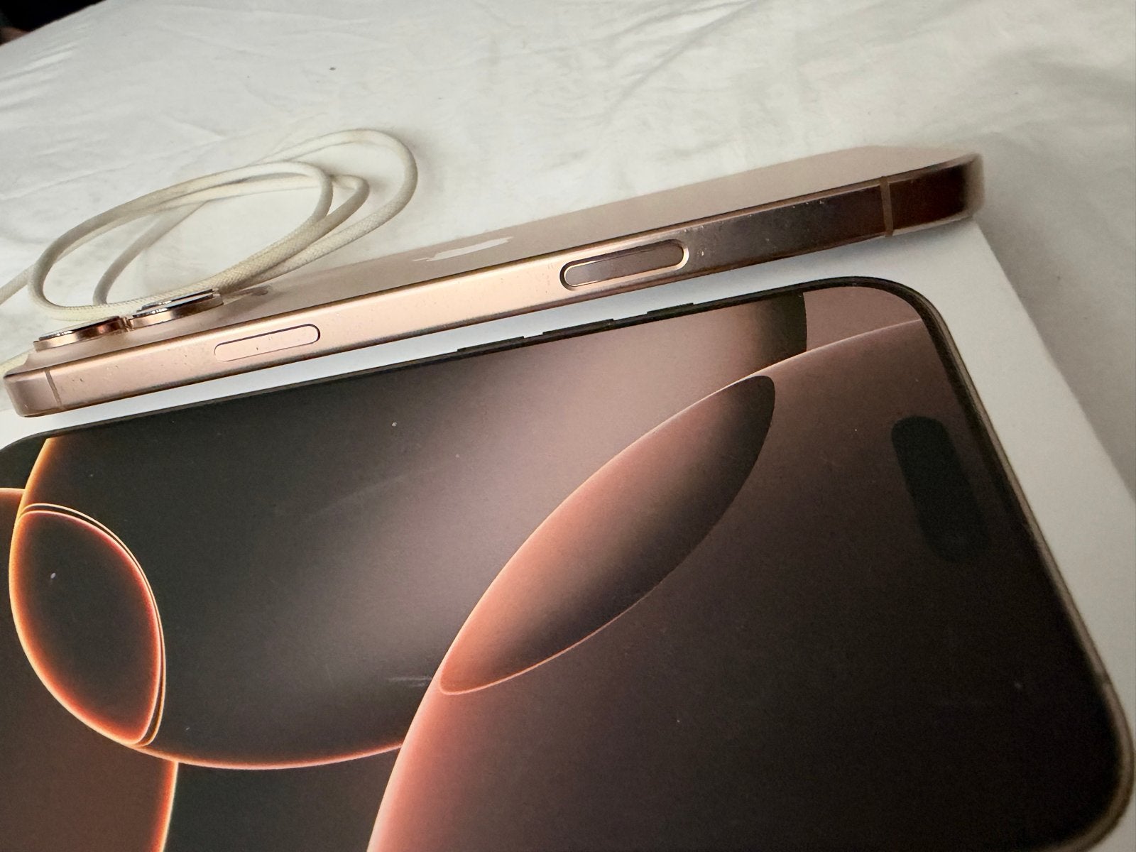 Foto 6 van iPhone 16 Pro Max 256 GB - 92% Batterijconditie