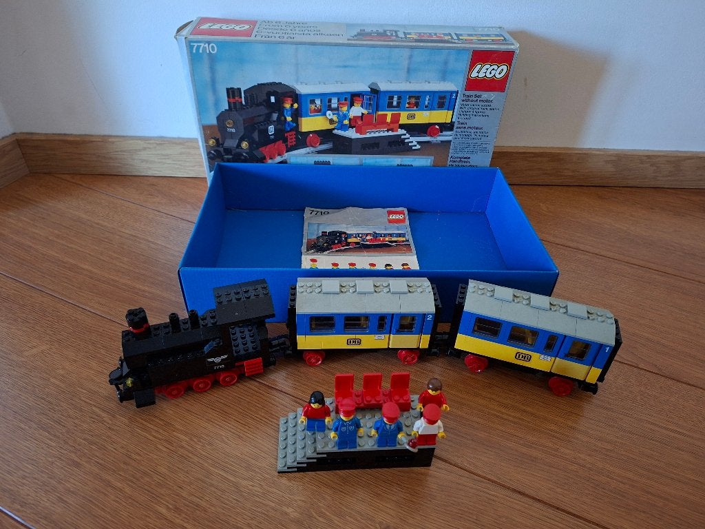 Lego 7710 12v passagiers trein, Gebruikt, Overige thema's, Lego, Ophalen of Verzenden