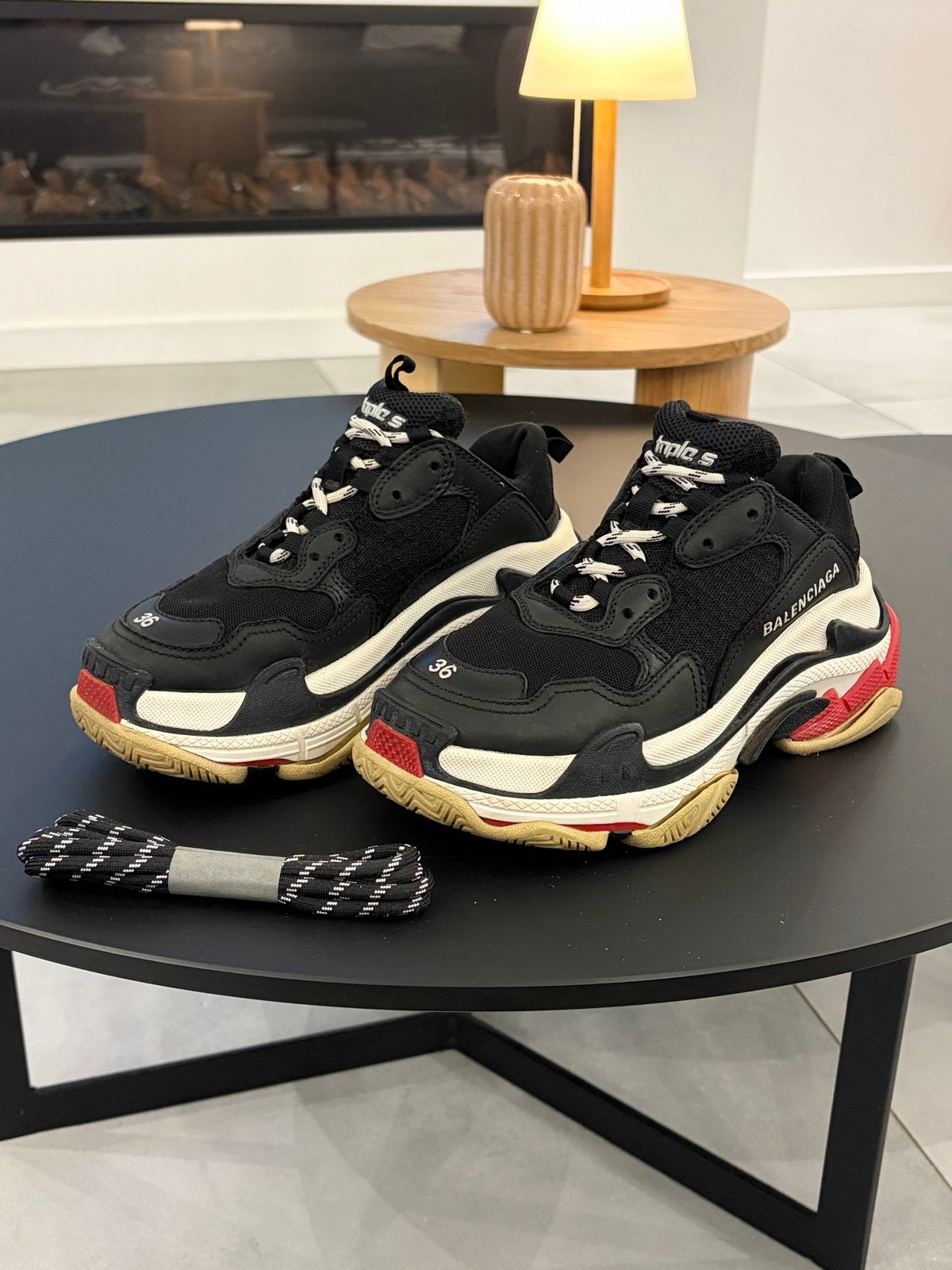 Originele Balenciaga Triple S Sneaker Maat 36 Zwart Rood Wit, Zwart, Ophalen of Verzenden, Sneakers of Gympen, Gedragen
