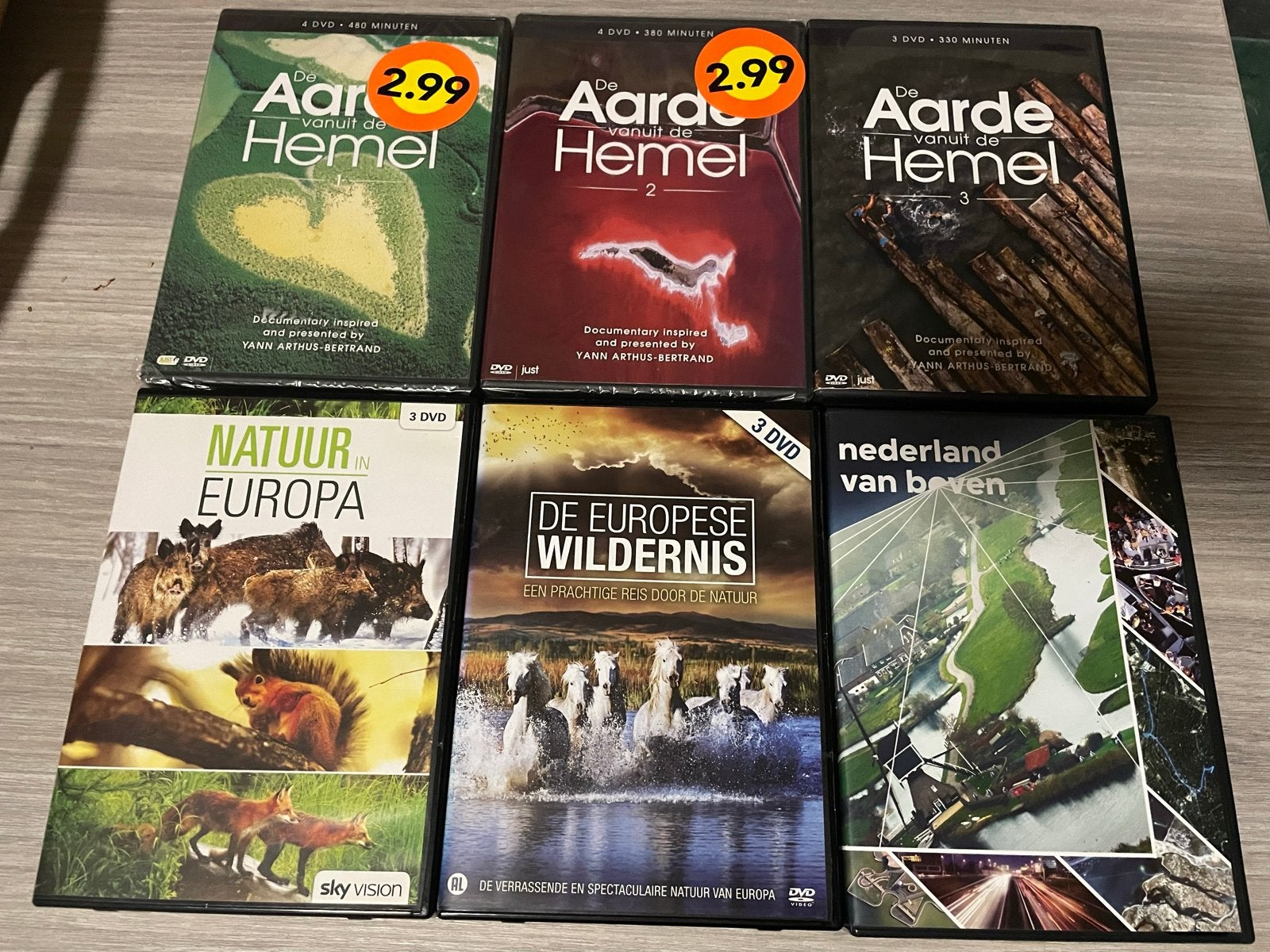 Natuurdocumentaires NL DVD: De Aarde, Europa, Nederla, Alle leeftijden, Nederlands, Natuur, Zo goed als nieuw