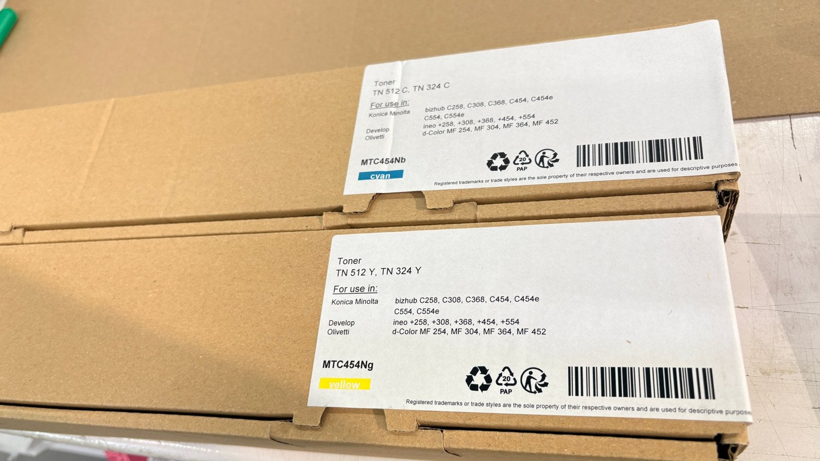Toner TN512 C (Cyaan) en TN512 Y (Geel) voor Konica Minolta, Ophalen of Verzenden, Nieuw, Toner