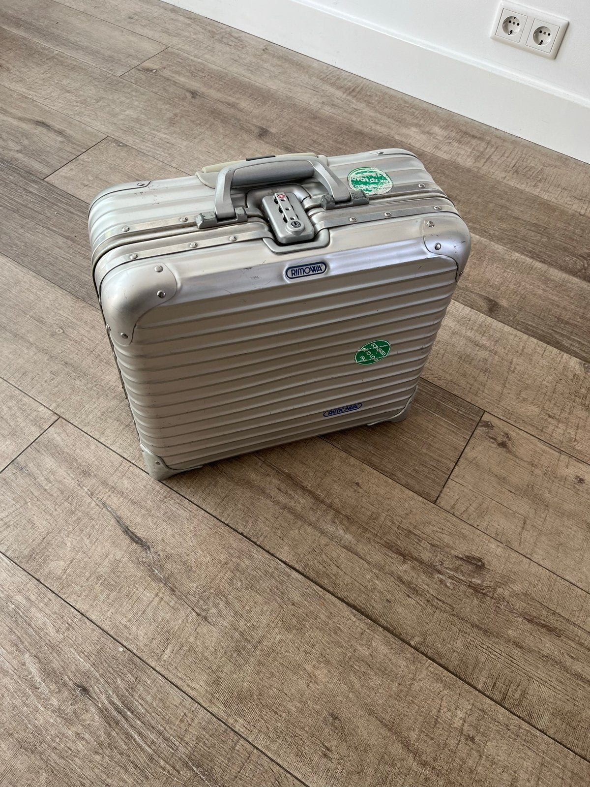 Rimowa koffer, gebruikt, Ophalen, Gebruikt, Slot, Minder dan 50 cm